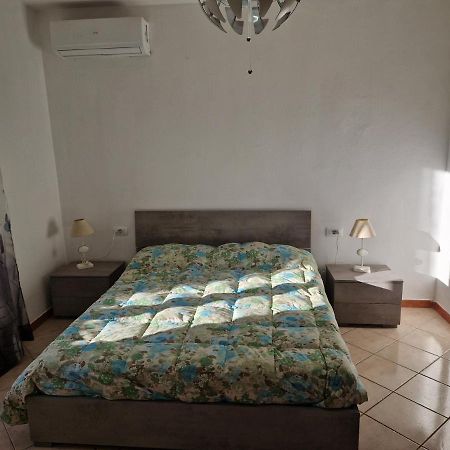 Апартаменти La Casa Sull'Argine Сарцана Екстер'єр фото